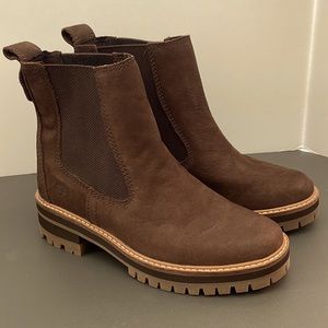 Timberland Courmayeur Valley Chelsea boot US 6 eu 37